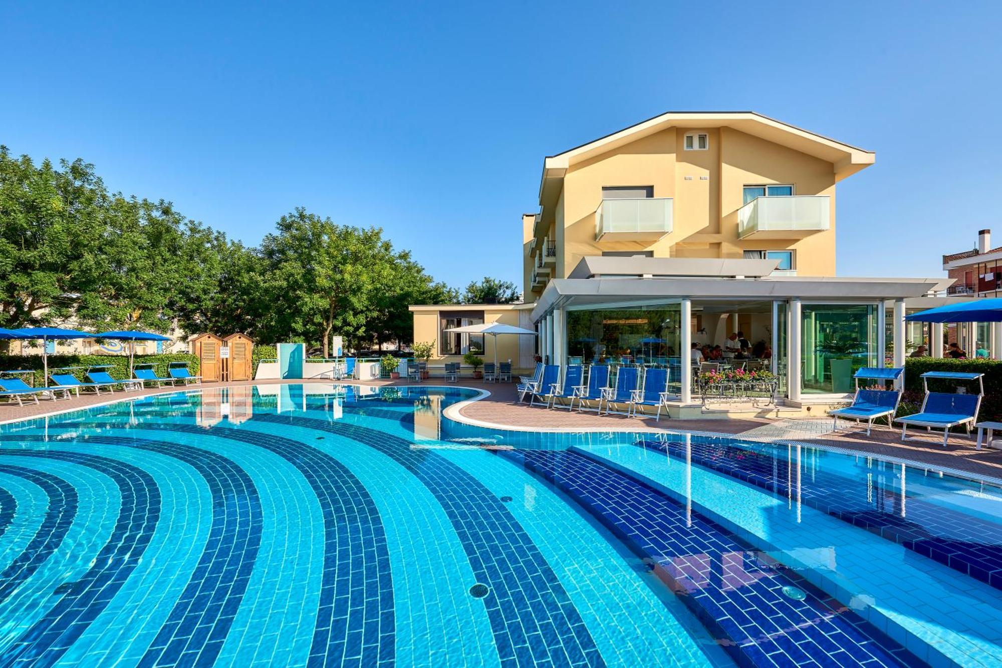 Junior Family Hotel Cavallino-Treporti Exterior foto